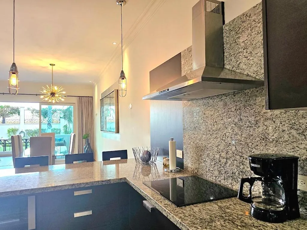 Wonderful 2 Bedroom Apt A Few Of Minutes To The Beach Cabo San Lucas Apartament
